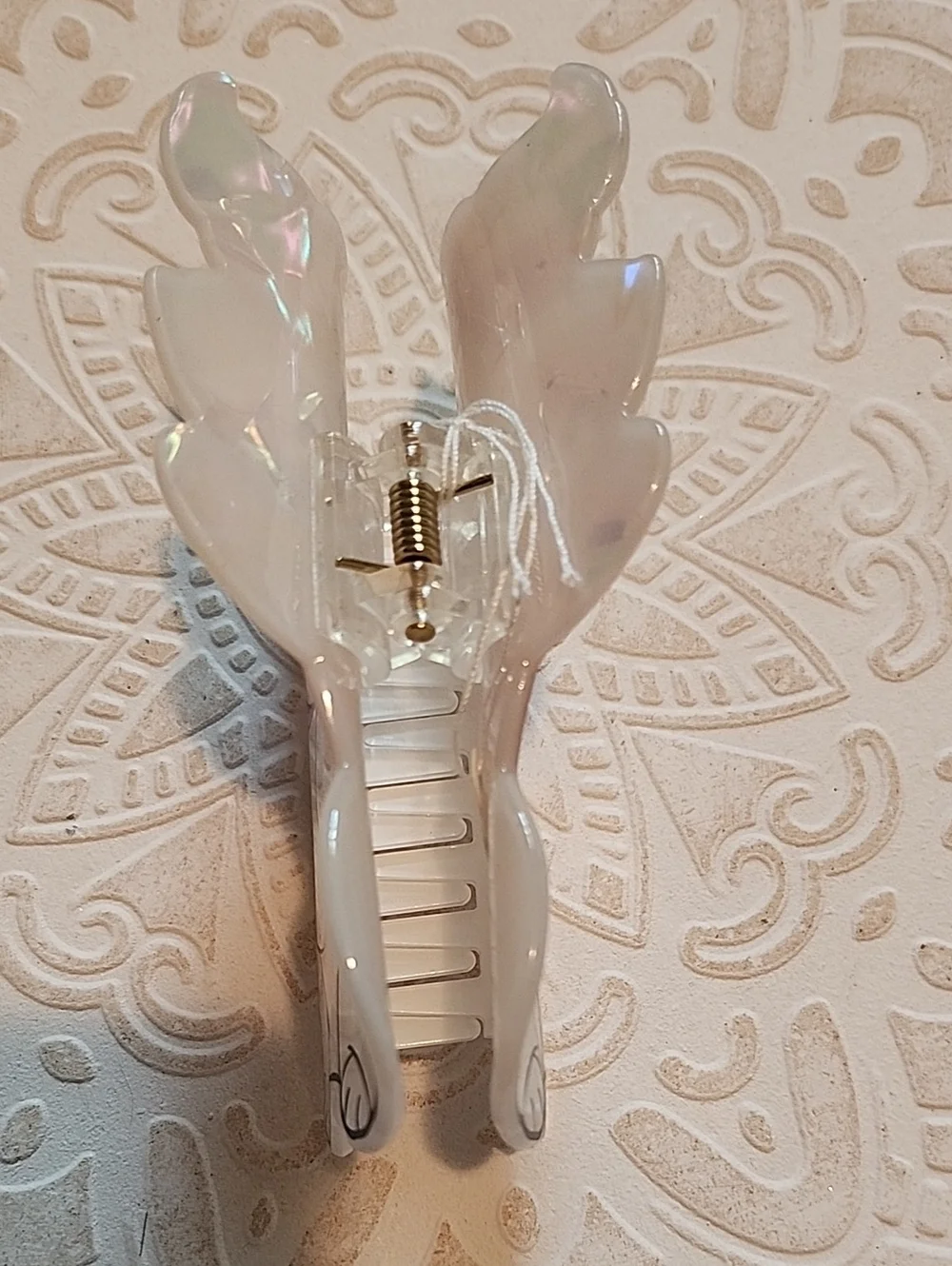 Disney Aristocat Marie White Pink Acrylic Lightweight Claw Clip